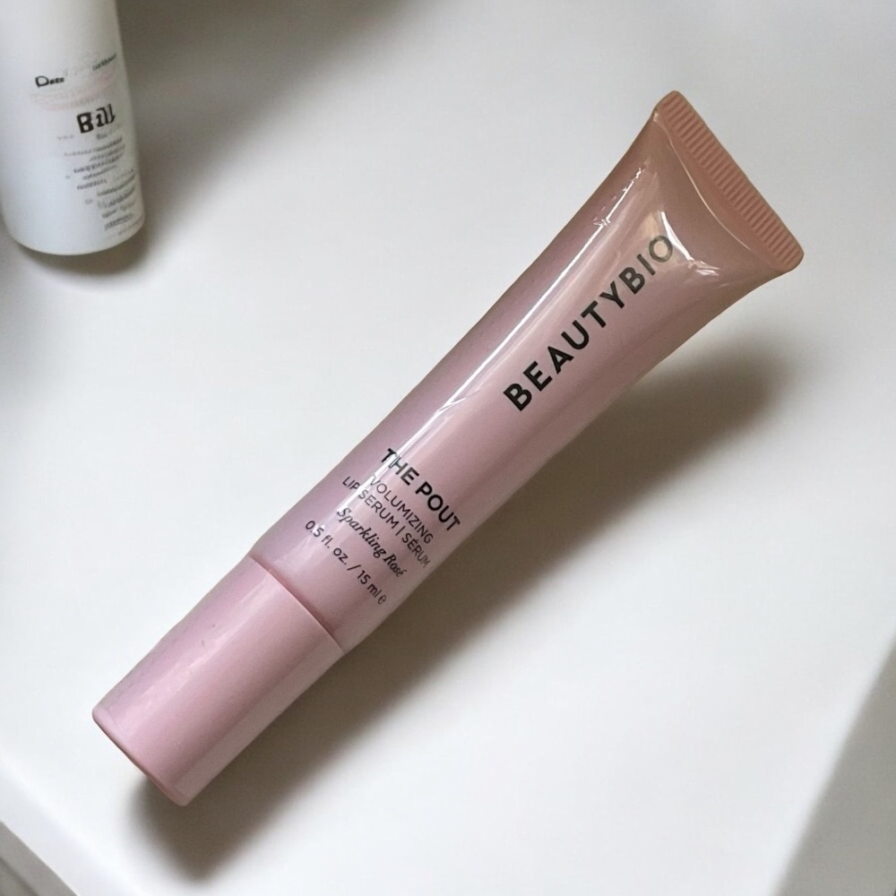 BEAUTY BIO THE POUT SPARKING ROSE COLLAGEN PLUMPING LIP SERUM 🫦